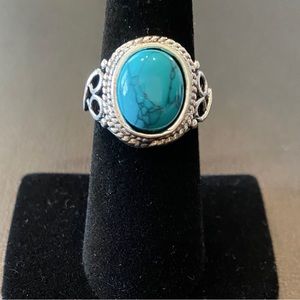 New faux turquoise oval ring Sz.6